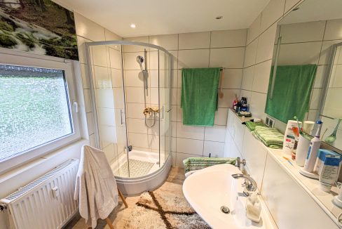 Wohnung OG (ca.46m²) Badezimmer