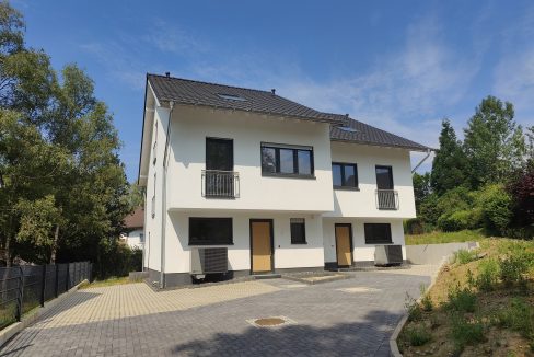 Frontansicht Haus Nr. 4b+4c