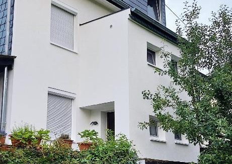 Blick aufs Haus vom Garten