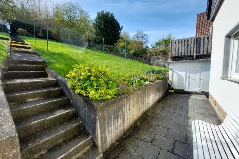 Ein Teil der nach Süden ausgerichteten Terrasse