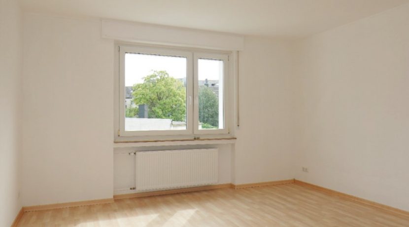 Schlafzimmer zum Hof ausgerichtet