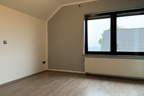 Elternschlafzimmer mit Ankleide - 1. Ebene OG