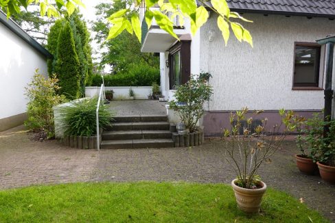 Terrasse mit Gartenzugang