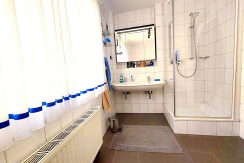 Badezimmer Ansicht Dusche