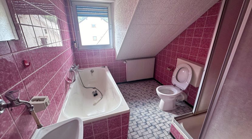 Badezimmer DG