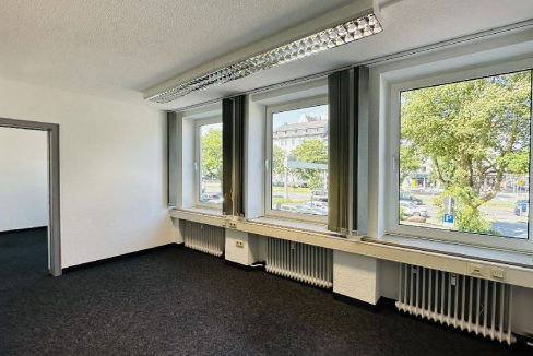 Büro-/Praxisfläche