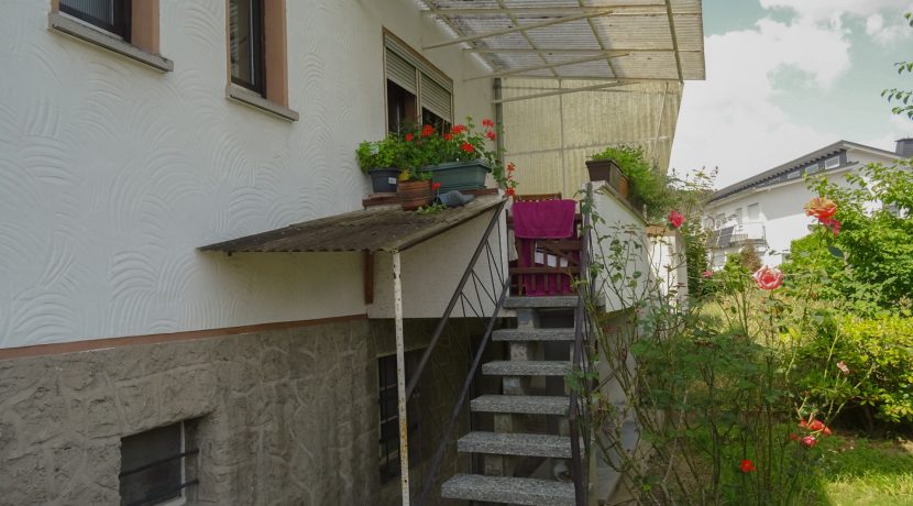 Balkon EG mit Zugang zum Garten