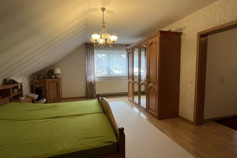 Sehr großes Elternschlafzimmer