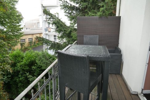 Balkon im 1. OG Rückseite / Sommerbild