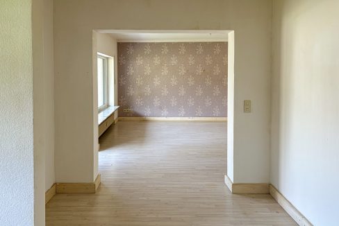 Durchgangszimmer Wohn/-Esszimmer EG