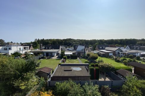 Blick aus dem Dachgeschoss (Richtung Hardter Wald)