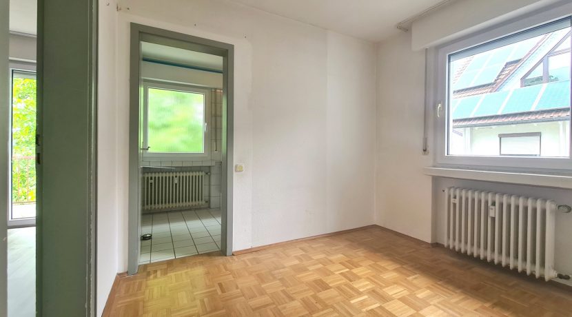 Ankleide/Büro vor dem Schlafzimmer OG