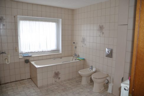 Badezimmer EG