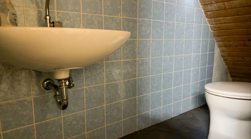 WC Dachboden Altbau