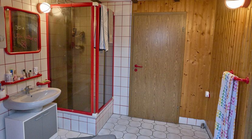 Badezimmer DG