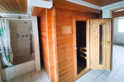 Bad EG mit Sauna