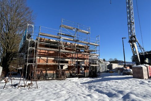 Doppelhaushälften im Bau