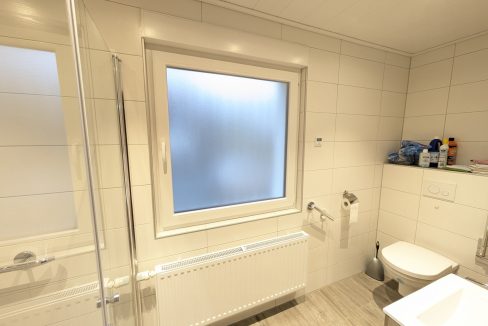 Badezimmer EG