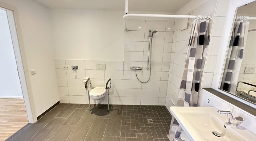 Badezimmer mit Schlafzimmerzugang