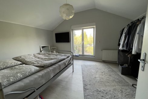 Schlafzimmer DG