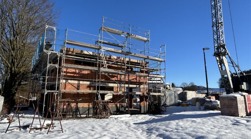 Doppelhaushälften im Bau