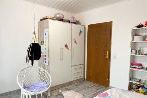 2. Schlafzimmer DG