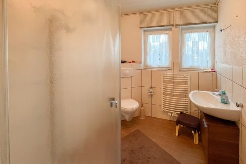 Badezimmer EG