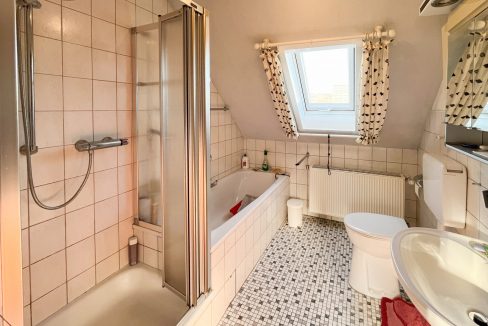 Badezimmer OG