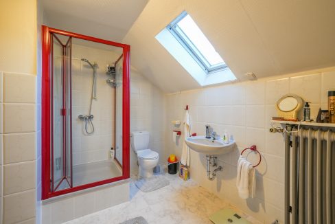 Badezimmer DG